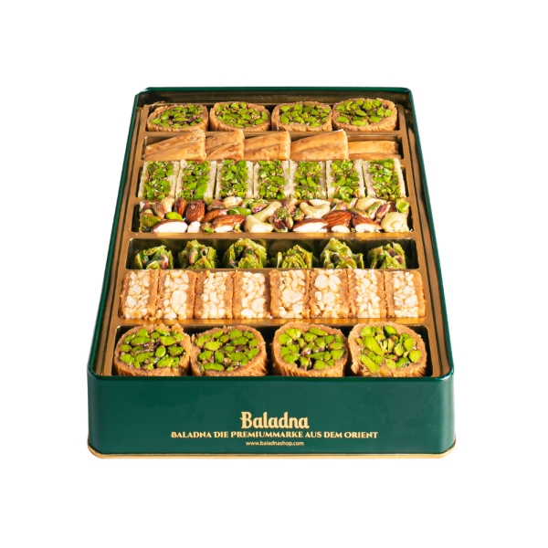 Baladna Mixed Oriental Sweets with Pistachios and Cashews - Oriental 650 g - Image 3